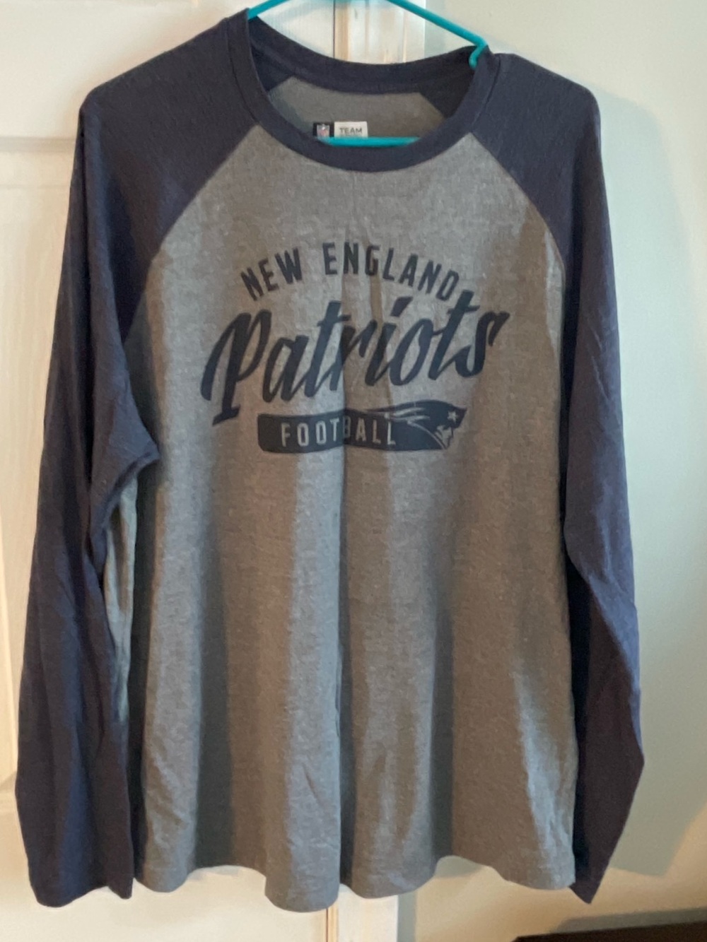 Men’s NFL Team Apparel Gray and Navy Crewneck Tee